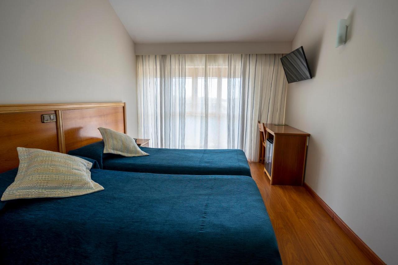 Hotel Los Barruecos By Croma Malpartida de Caceres Bagian luar foto