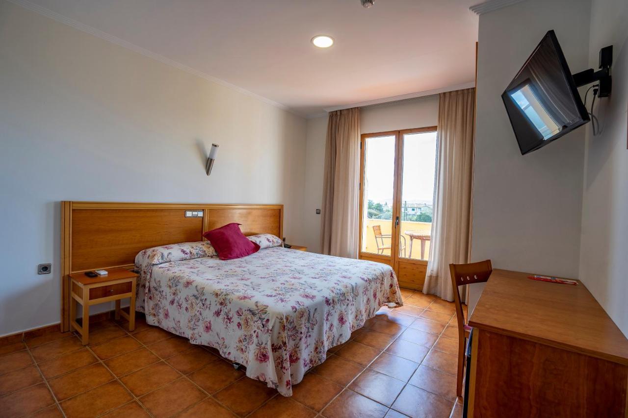 Hotel Los Barruecos By Croma Malpartida de Caceres Bagian luar foto